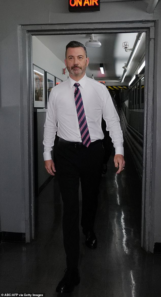 كشفت Nexstar أيضًا أنها ستستأنف بث العرض الحواري في وقت متأخر من الليل على الشركات التابعة لـ 32 ABC التي تبدأ يوم الجمعة ؛ رأى كيميل يوم الثلاثاء