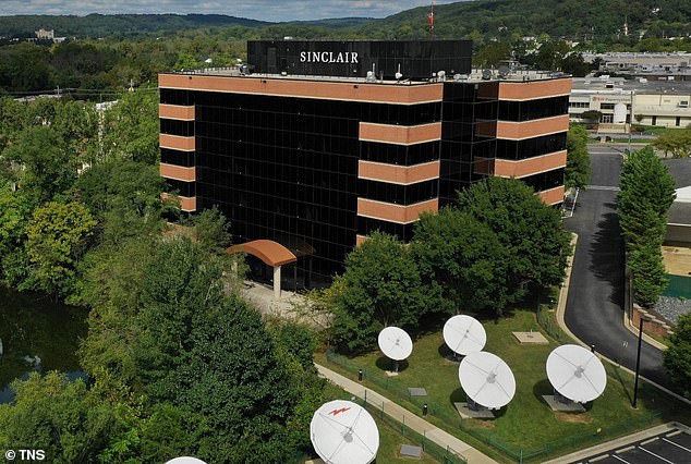 ومع ذلك ، أعلن سنكلير أنه سيبدأ بث جيمي كيميل لايف! في جميع الشركات التابعة لـ 38 ABC تبدأ يوم الجمعة