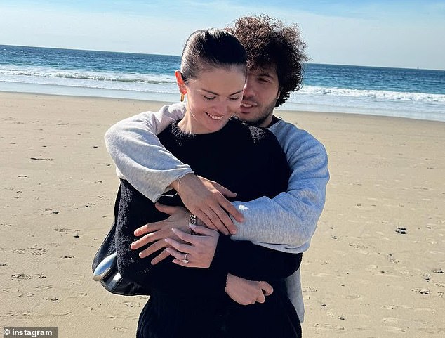 كما تم تكثيف الأمن ، مع اعتقاد جوميز أنه يتجه 300000 دولار للحفاظ على عرسها آمنًا