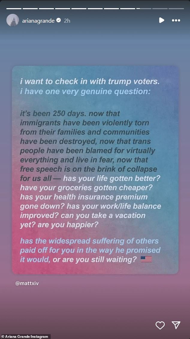 قامت أريانا بتثبيتها فاكهة بودكستر مات بيرنشتاين: 