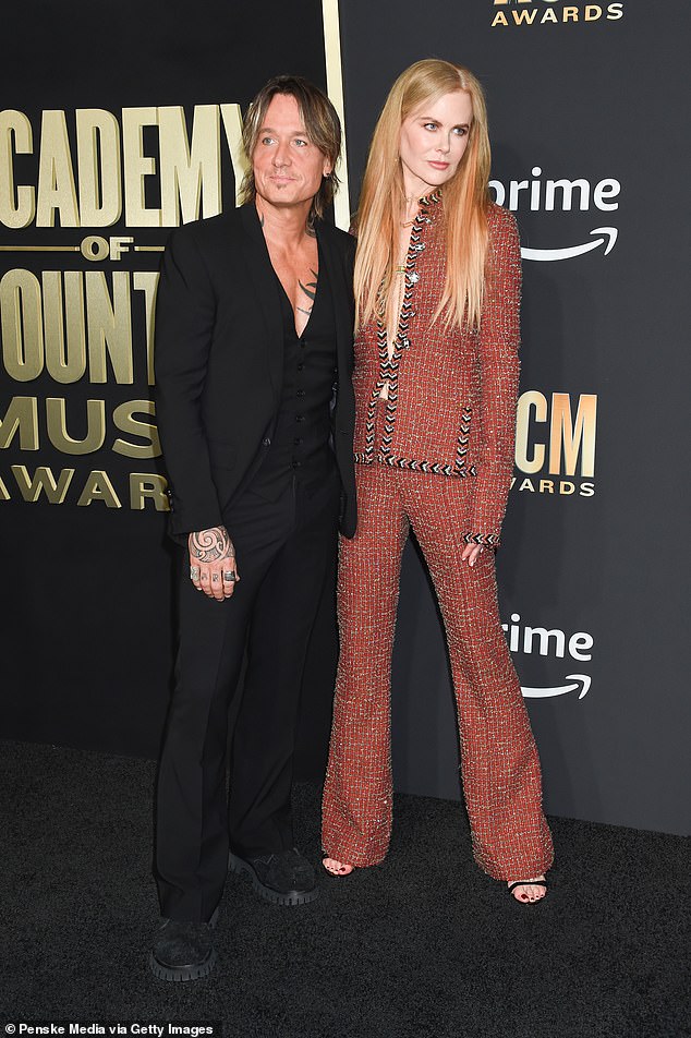 كانت الدردشة ذات الاهتمام المتجدد وسط أخبار يفصل الزوجان المشاهير بعد 19 عامًا من الزواج