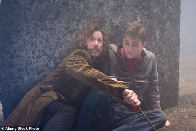 عبر Noughties وحتى عام 2010 ، ظهر في بعض أفلام Harry Potter باسم Harry's Dodfather ، Sirius Black