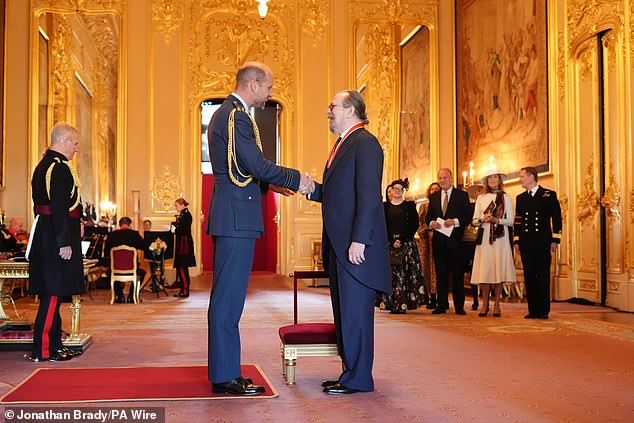 وشملت الأدوار البارزة الأخرى Ludwig Van Beethoven in Immortal Loved (1994) و Jean-Baptiste Emanuel Zorg في العنصر الخامس (1997)