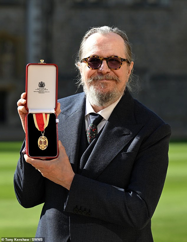 طرح السير غاري على شرفه على أرض قلعة وندسور