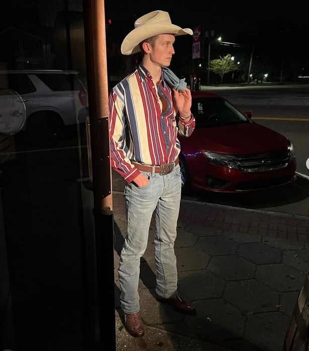 الفنان الصاعد هو إحساس على وسائل التواصل الاجتماعي