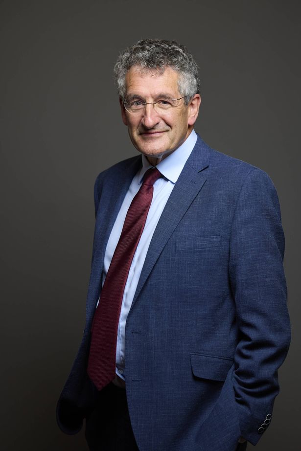 الدكتور بيتر برينسلي