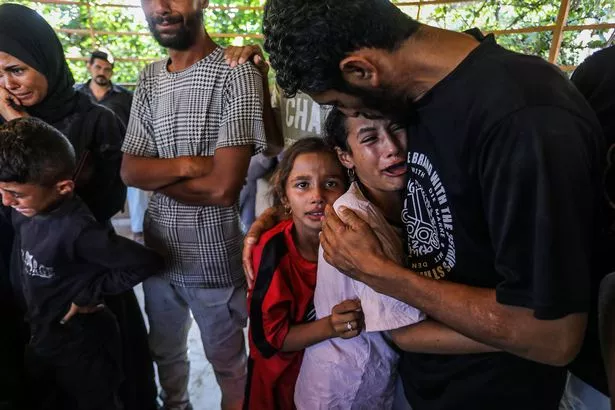 الفلسطينيون في غزة بعد الهجوم في 31 أغسطس
