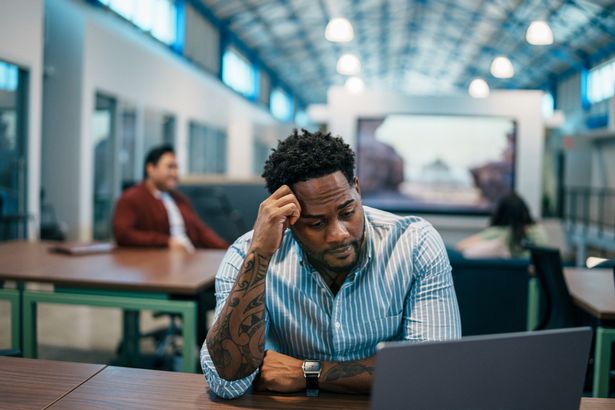 الشخص الذي يعاني من أعراض الإرهاق