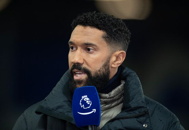 كان جايل كليشي في واجب أمازون برايم بونديري ليفرتون ضد مانشستر سيتي