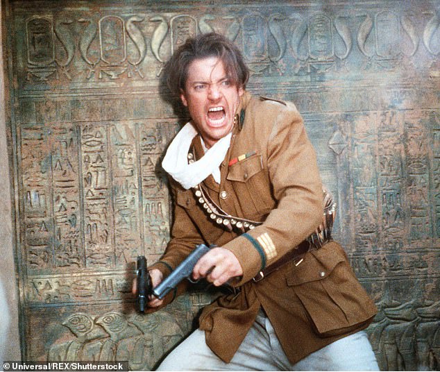 فريزر لعب دور البطولة في قطعة الفترة التي وجهت إلى ستيفن سومرز ، والتي ظهرت في مايو 1999