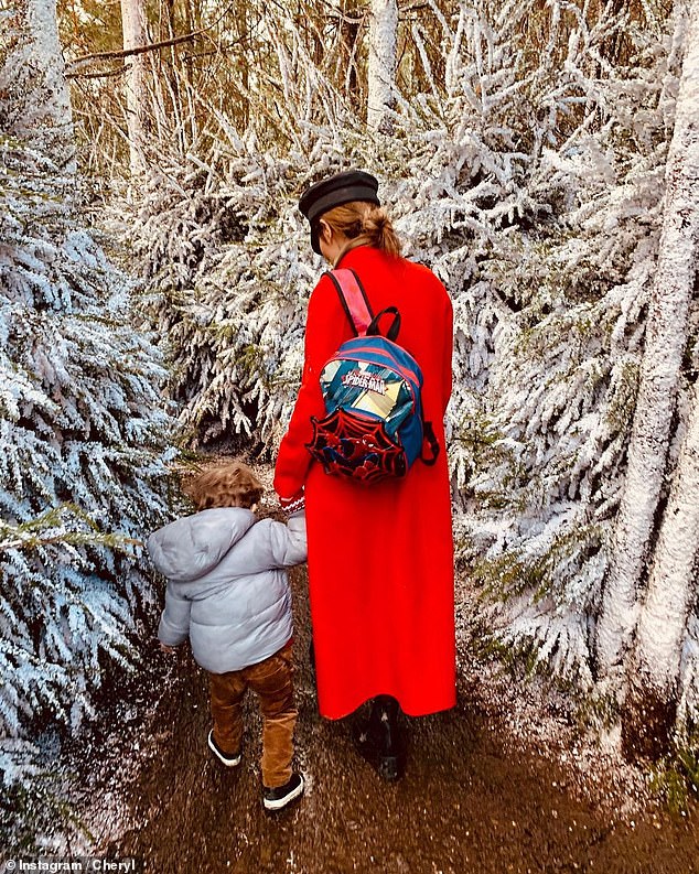 سئل عن علاقته مع شيريل ، وابنهم بير (في الصورة) ، التي تبلغ من العمر الآن ثمانية ، تعترف ليام بأنها 