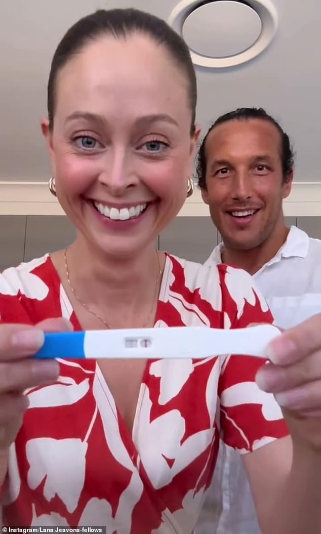 كانت لانا في حالة توقف على وسائل التواصل الاجتماعي منذ فبراير 2024 ، لكنها كسرت صمتها في يونيو لمشاركة أخبار حملها