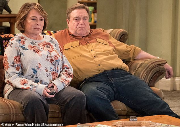 تم تصوير Barr and John Goodman في إعادة تشغيل Roseanne لعام 2018 ، والتي أعيد تسمية العلامة التجارية بعد إطلاقها وتراجعت لمدة سبعة مواسم قبل أن تنتهي في شهر أبريل
