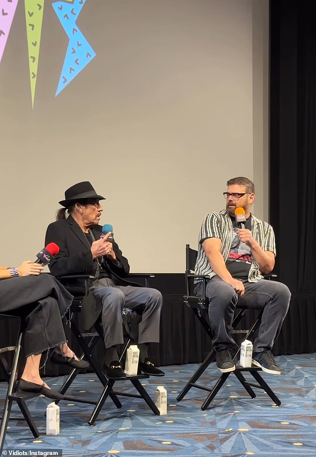 في اليوم السابق لذلك، شارك Trejo في عرض الذكرى السنوية الخامسة عشرة لفيلم Machete في Vidiots في لوس أنجلوس إلى جانب كاتب السيناريو ألفارو رودريغيز.