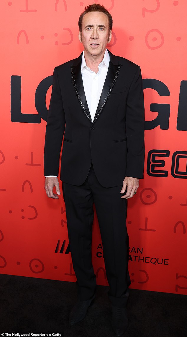 كيج ليس غريبًا عندما يتعلق الأمر بامتياز الرعب ولعب دور قاتل متسلسل في فيلم Longlegs لعام 2024 ؛ شوهد في عام 2024 في لوس أنجلوس