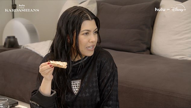 قبل تصاعد التبادل، ردت كورتني بما يبدو أنه حفر: