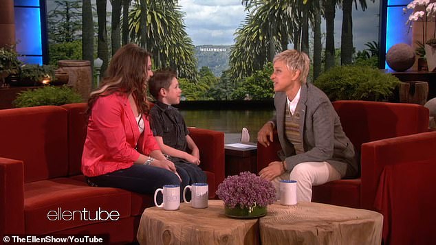 عانت DeGeneres من سقوط علني للغاية بعد ادعاءات العديد من الموظفين في برنامجها الحواري السابق بأنها ساعدت في تعزيز 