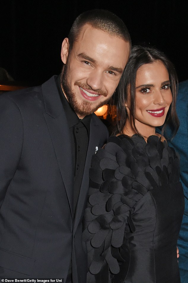 توفي نجم One Direction، 31 عامًا، في بوينس آيرس بعد سقوطه من شرفة الطابق الثالث في فندق Casa Sur Palmero في 16 أكتوبر 2024؛ ليام وشيريل في الصورة في عام 2018
