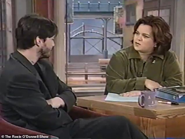 المضيفة السابقة لبرنامج The Rosie O'Donnell Show البالغة من العمر 63 عامًا - والتي أشعلت مؤخرًا حربًا كلامية مع المضيفة السابقة لبرنامج The View إليزابيث هاسيلبيك - حصلت على قائمة A في برنامجها في عام 1997