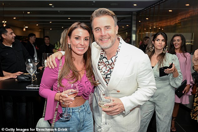 كولين روني وغاري بارلو يحضران إطلاق Gary Barlow Wines الجديد Organic Sauvignon Blanc and Blush في Harvey Nichols في 04 يوليو 2023