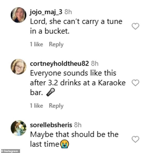 وشهدت التعليقات انتقاد مستخدمي وسائل التواصل الاجتماعي للأداء