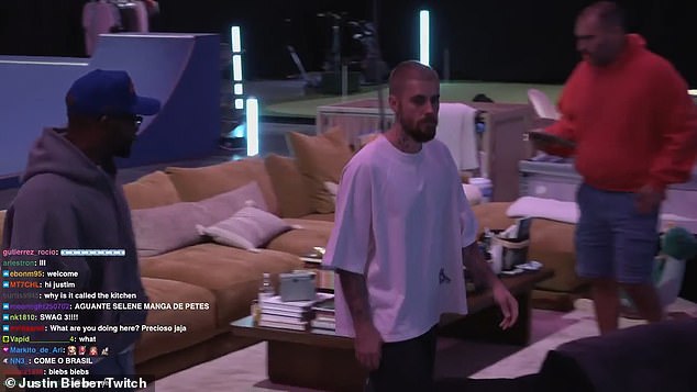 توافد معجبو الطفل الناجح على قناته على Twitch بالآلاف بعد أن أعلن عبر Instagram أنه سيبث بثًا مباشرًا على المنصة