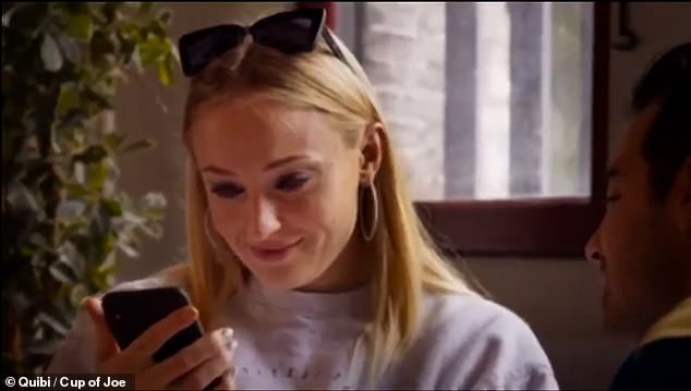 وبدت صوفي سعيدة وهي تحبس دموعها وقالت: 