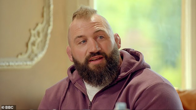 قاد جو التهمة لاعتقاده أن جوناثان كان خائنًا