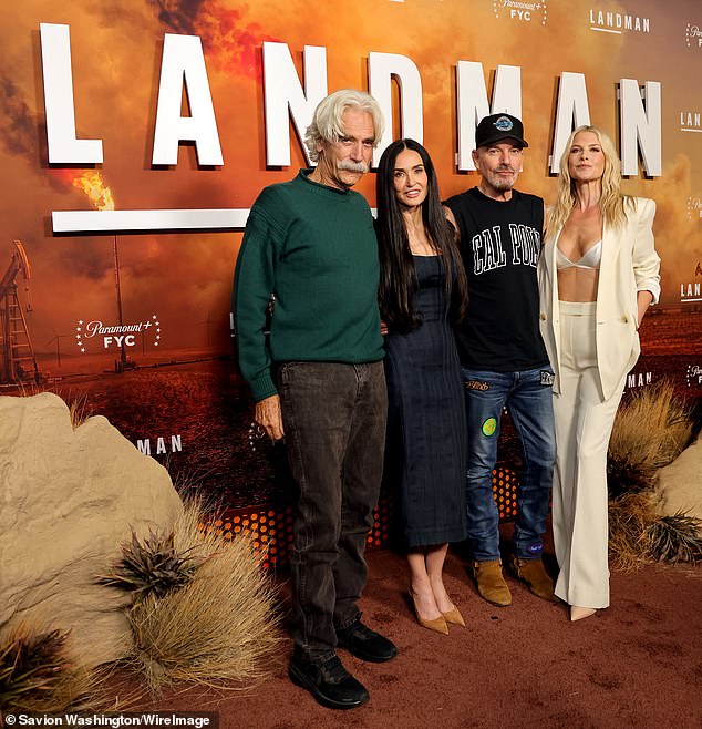 حصل الموسم الأول من لاندمان على نسبة موافقة من النقاد 