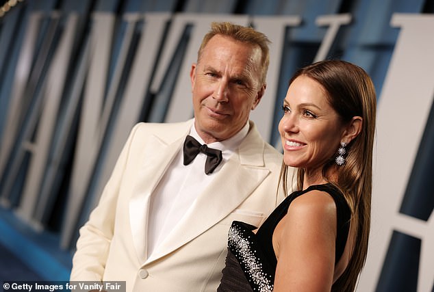 تم تصوير الثنائي في حفل Vanity Fair Oscar Party في عام 2022