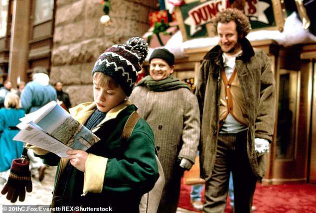 HOME ALONE 2: LOST IN NEW YORK، بطولة ماكولاي كولكين، جو بيسكي، دانييل ستيرن