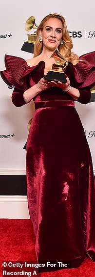 أديل في الصورة عام 2023