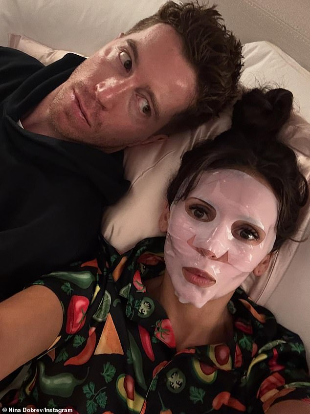 كانت المشكلة في الجنة واضحة في 5 سبتمبر عندما قامت امرأة مشاكسة بالفيديو من Post Malone بتحميل مقطع فيديو على TikTok تلمح فيه إلى أن الانقسام قد يكون بسبب الخيانة الزوجية ((تم النشر في 5 سبتمبر)