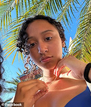 يزعم تقرير جديد أن هيئة المحلفين الكبرى بدأت في الاستماع إلى أدلة مرتبطة بوفاة سيليست ريفاس هيرنانديز، الفتاة المراهقة التي تم العثور على جثتها في صندوق سيارة تيسلا التابعة لشركة D4vd؛ في الصورة سيليست