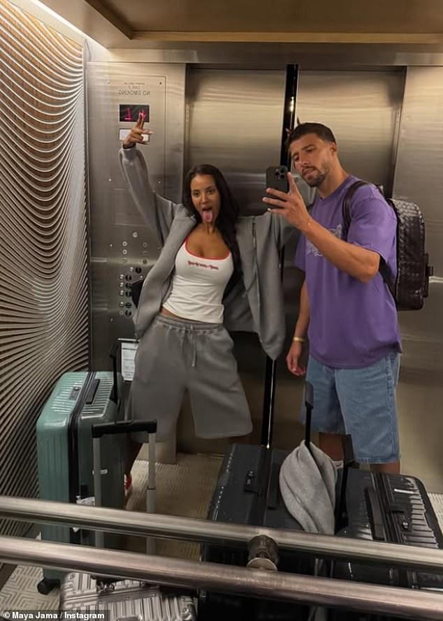 وأضاف المطلع أن الزوجين بداا