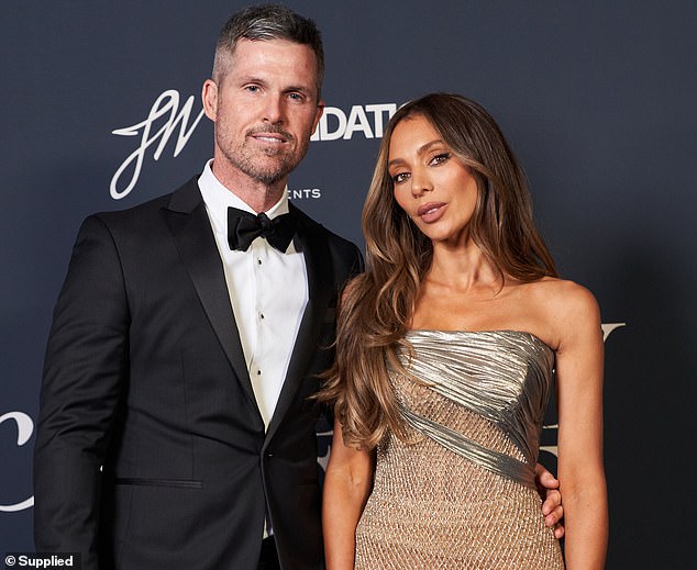 قال WAG السابق أن بيتر هو