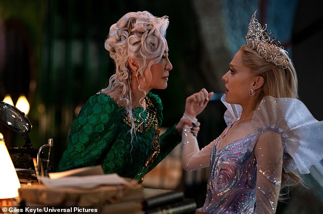 ستلعب أريانا وسينثيا دور البطولة جنبًا إلى جنب في الجزء الثاني من الفيلم المرتقب