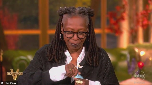 تم تسليم نجمة Sister Act مذكرة من المنتجين، والتي مزقتها قبل أن تتحدث عن الحادث