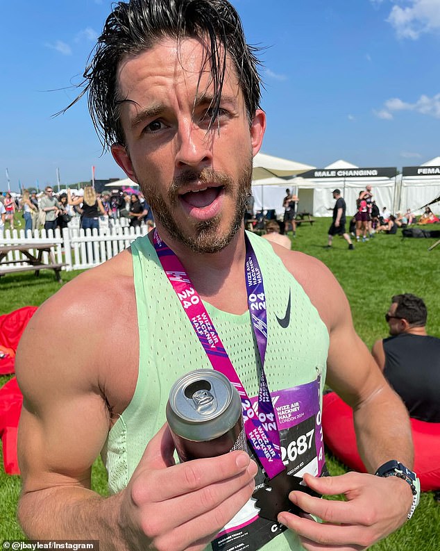 نشر بيلي هذه اللقطة في مايو 2024