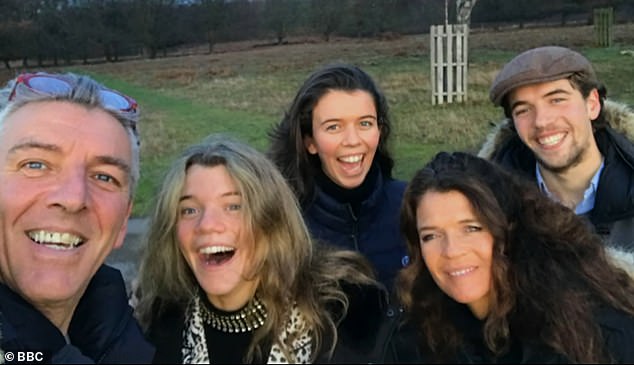 تزوج لاعب التنس السابق، البالغ من العمر 59 عامًا، من رجل اليخوت ميل في عام 1992، لكنه توفي بشكل مأساوي في مايو 2023 - بعد ثمانية أسابيع من تشخيص إصابته بالسرطان في المرحلة الثالثة.