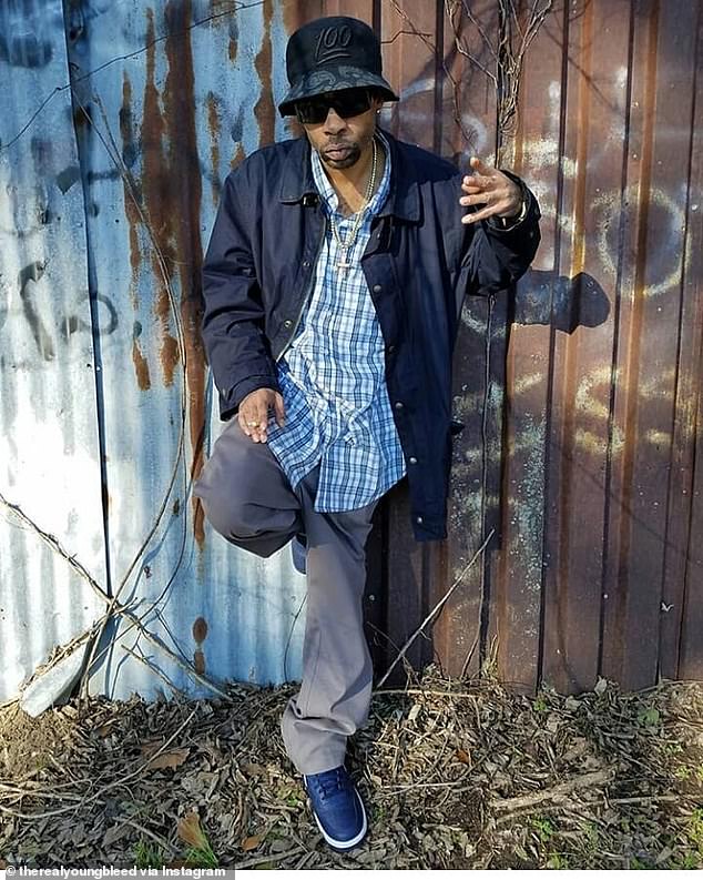 صرح رامون لاحقًا في الفيديو: 