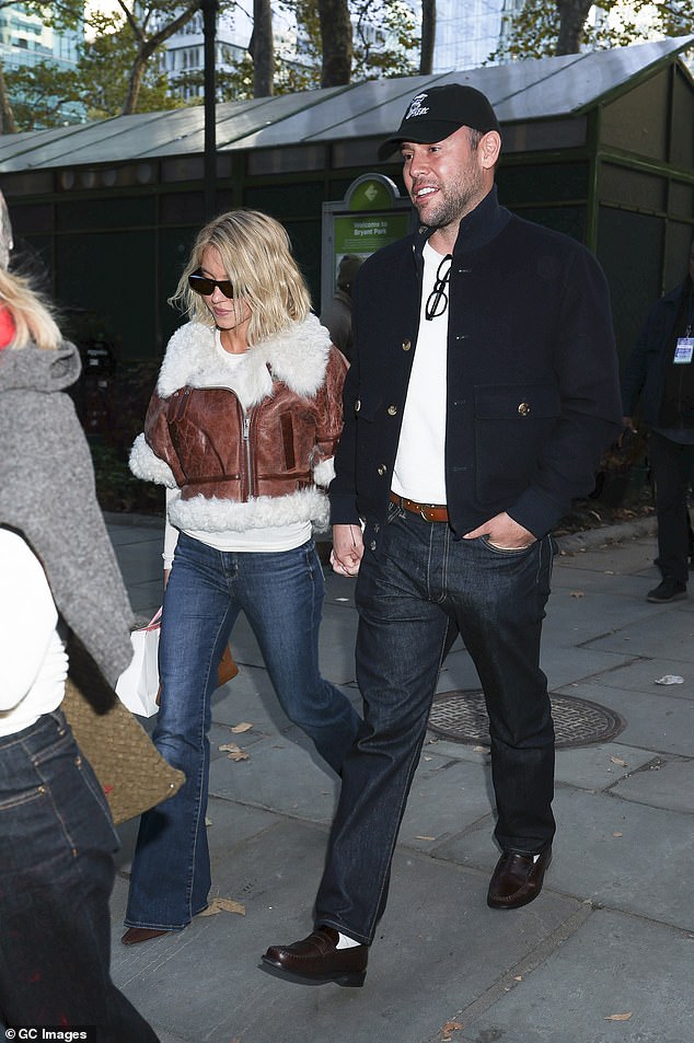 وقال روس لصحيفة ديلي ميل حصرياً: 