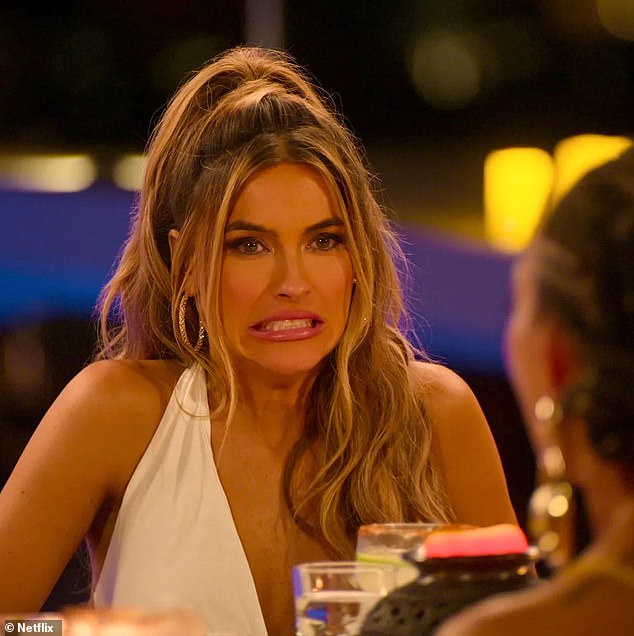 توقفت Stause بشكل كبير عن مسلسل Netflix الناجح بعد أن ظهرت بشكل سيء خلال الموسم الأخير