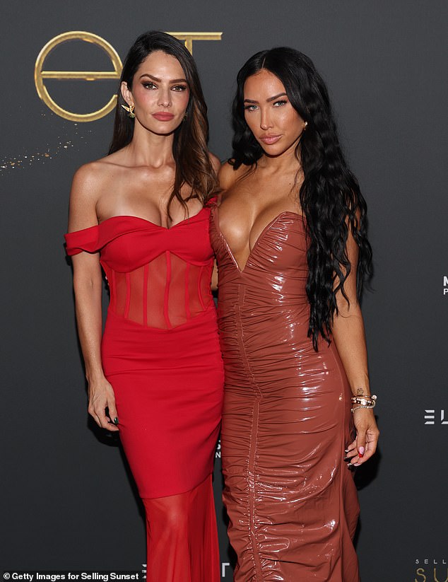 حقق المسلسل نجاحًا في السنوات الأخيرة من خلال اختيار سماسرة عقارات 