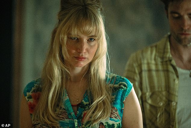 وأثناء تصوير فيلمها الكوميدي الجديد Die My Love، أعربت الممثلة عن تحولها إلى تلفزيون الواقع مرة أخرى