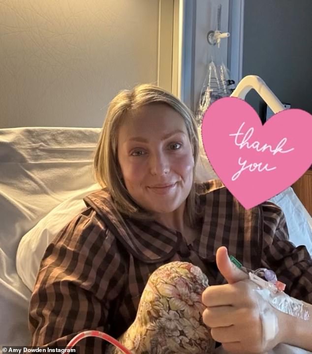 تم تشخيص إصابة الراقصة بسرطان الثدي في مايو 2023 وخضعت للعلاج بما في ذلك استئصال الثدي والعلاج الكيميائي وعلاج الخصوبة وكادت أيضًا أن تموت بسبب تعفن الدم.