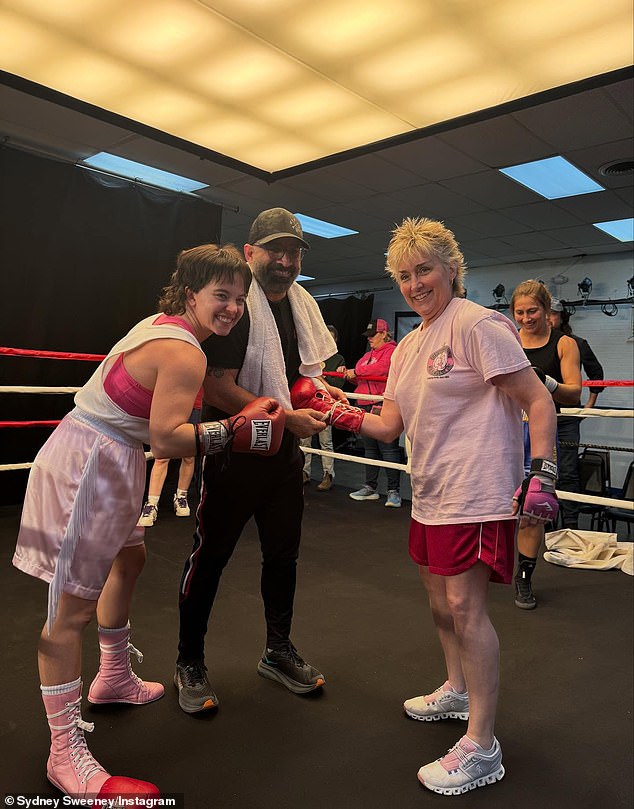 وأشادت سويني بمارتن، الذي قالت إنه ألهم الجميع 