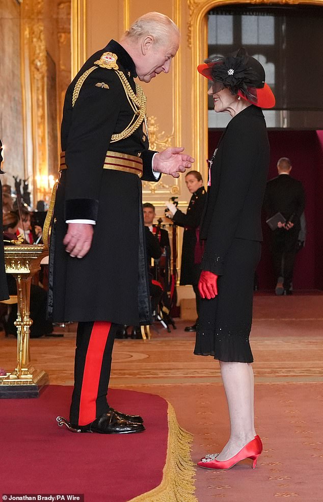 وجدت أنيتا شهرة في EastEnders بدور Angie Watts قبل أن تلعب دور البطولة في العديد من البرامج التلفزيونية والإنتاج المسرحي الأخرى.