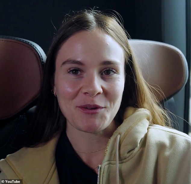 اعترفت هولي بأنها كانت صاحبة القرار في علاقتهما