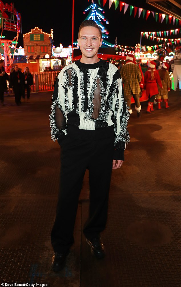 اختار كريس كوالسكي سترة ملتوية متعثرة